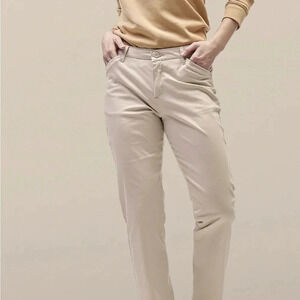 Lee relaxed fit women classic style 4 pocket pants size 16 m color Parchment